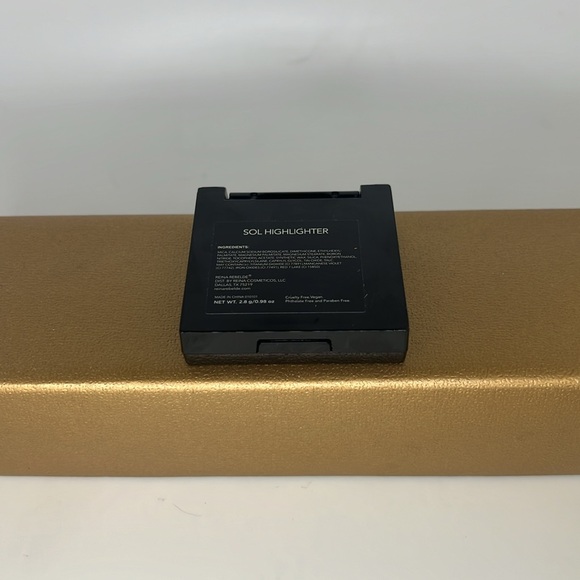 🟨$5 when bundled - Reina Rebelde Sol Highlighter - Picture 3 of 3